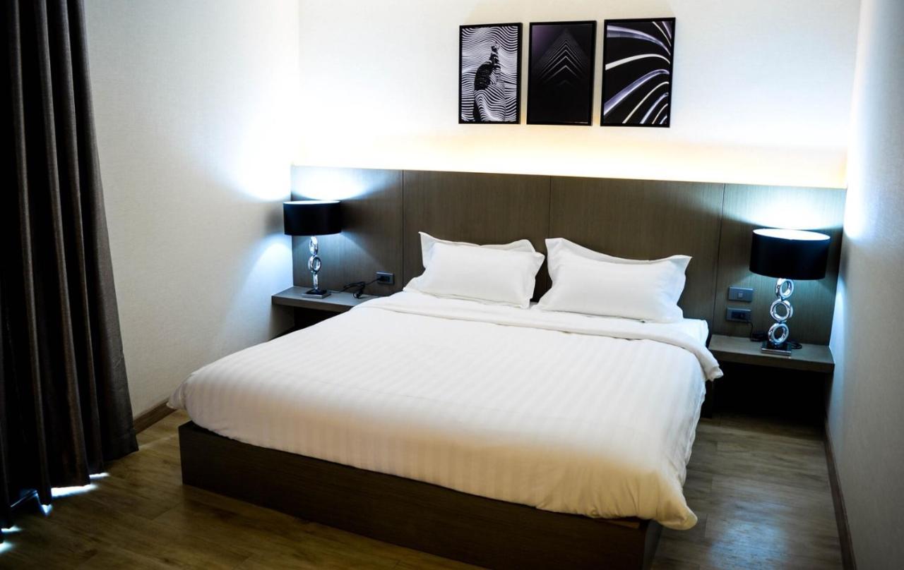 The 28Th Hotel Kanchanaburi City Exteriör bild