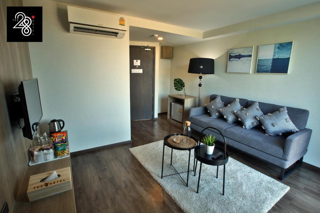 The 28Th Hotel Kanchanaburi City Exteriör bild